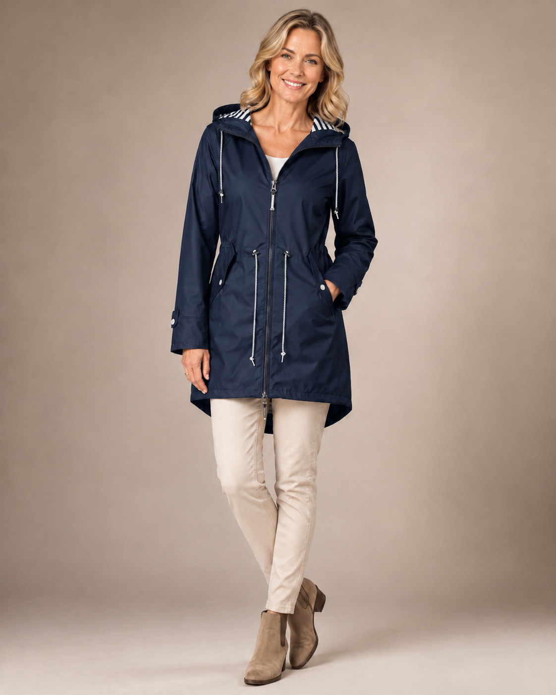 Elegante regenjas met flatterende pasvorm