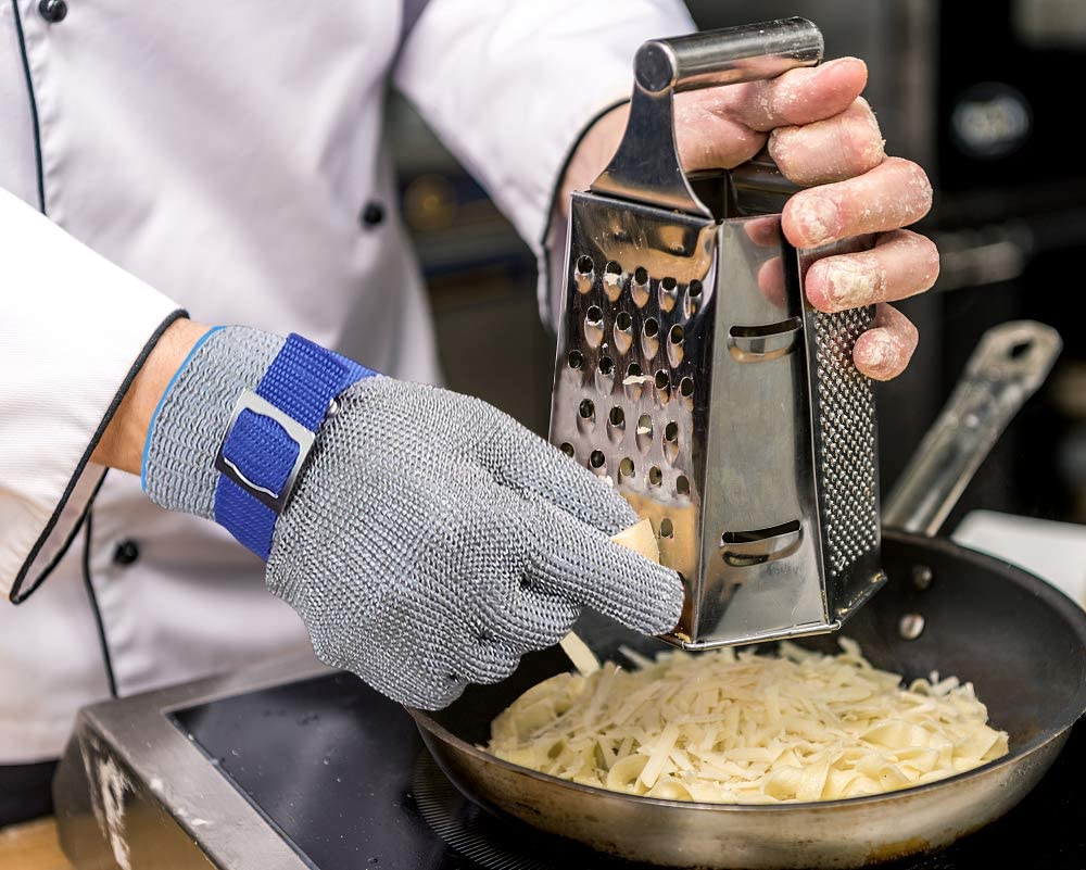 🧤⚔️ 50% KORTING! Alsof je een onverwoestbaar harnas van 316L-staal om je handen trekt dat het scherpste mes laat afketsen! Snijbestendig niveau A9 – vlees, vis, oesters, jij snijdt, het staal beschermt.